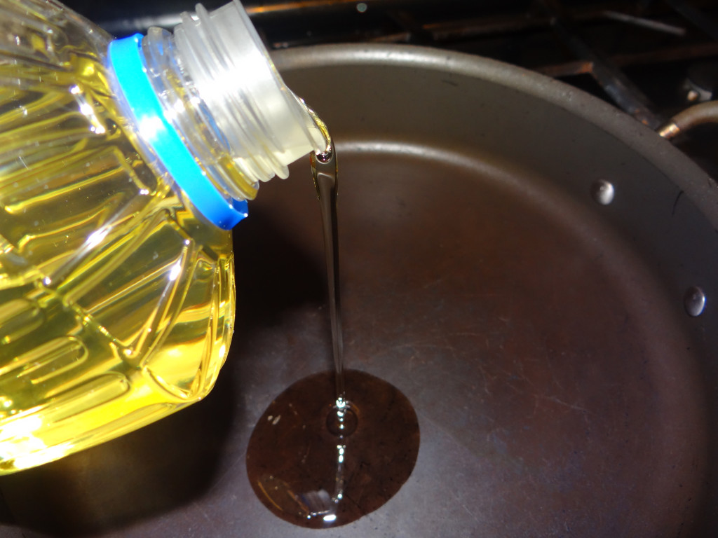 pour oil the portuguese american mom